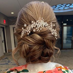 Hair piece bridal or special occasion NWOT